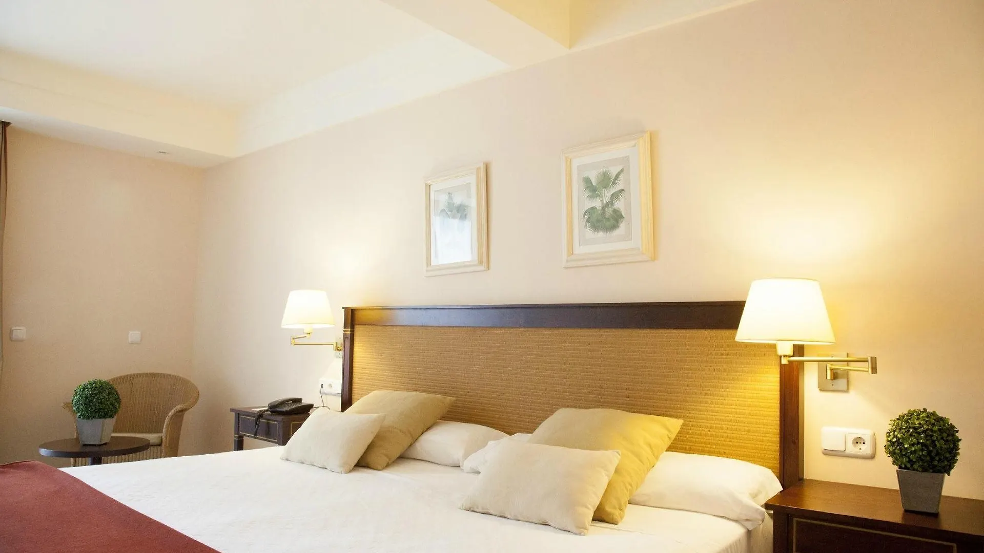 Guadacorte Park Hotell Los Barrios 4*,